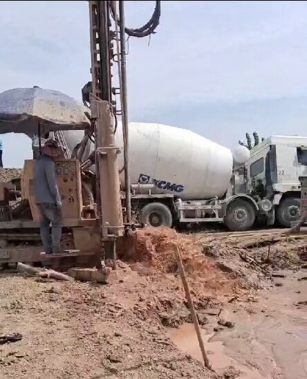 颍州区岩石井施工